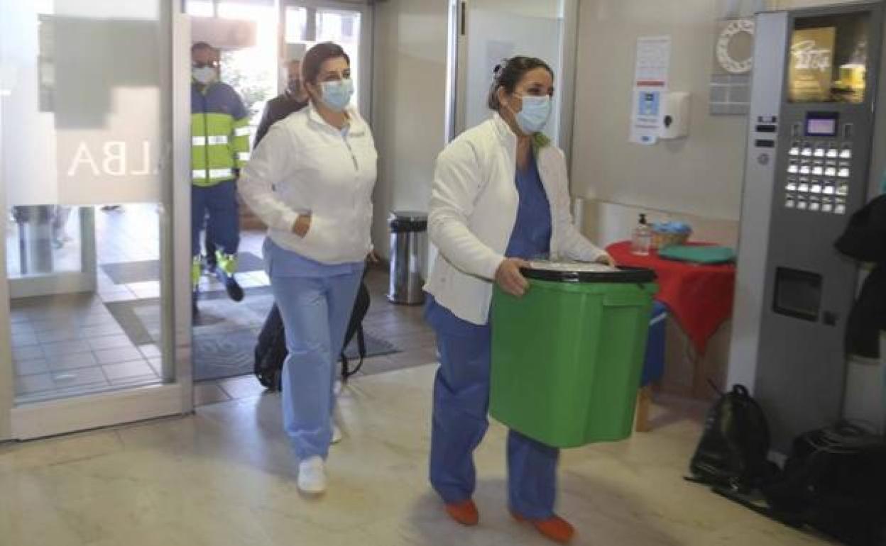 Vacunas Covid : El SES prevé que todos los mayores de 12 años tengan la pauta completa a finales de septiembre