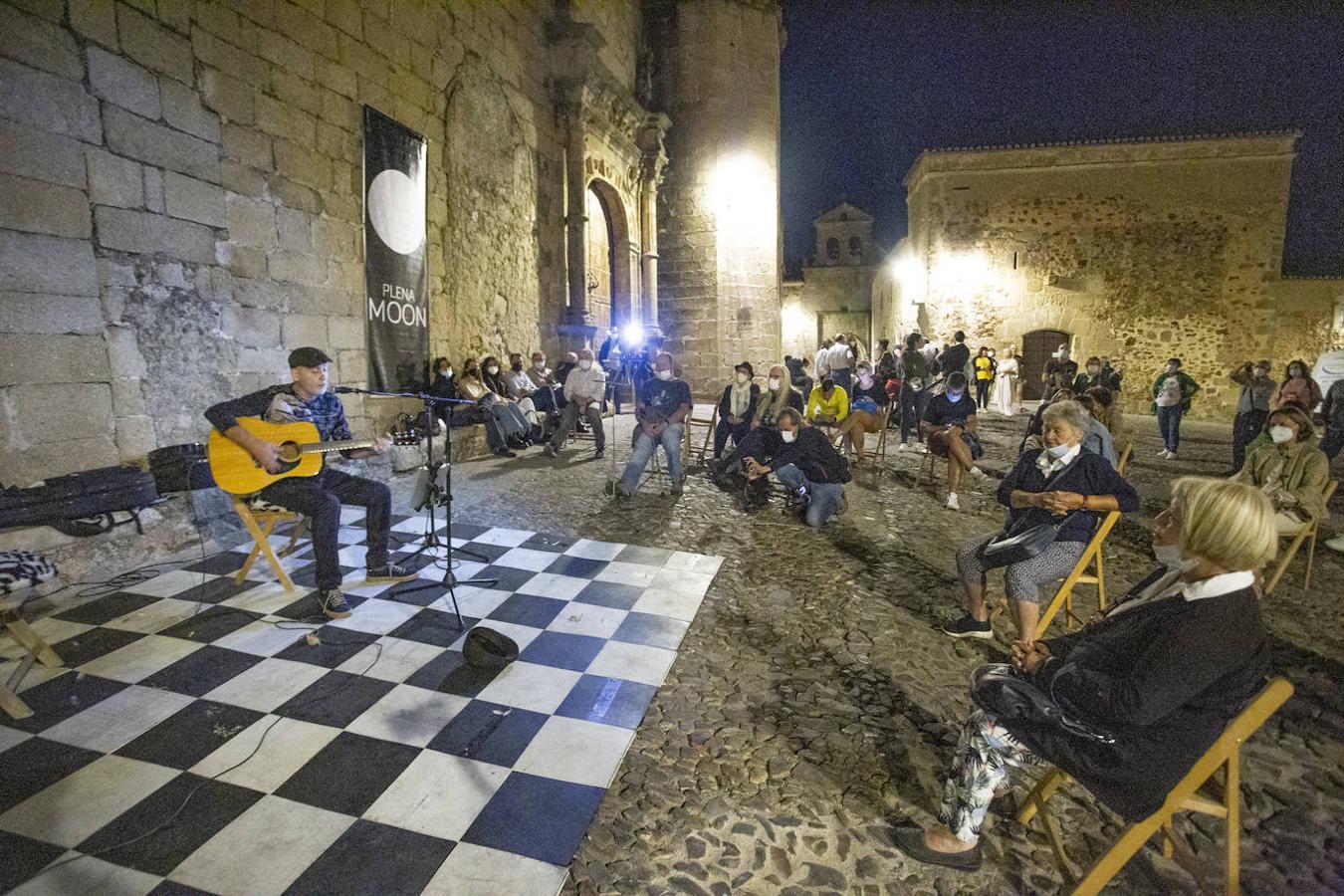 Una de las actuaciones del festival ‘Plena Moon’, que se retomó el martes tras la pandemia.