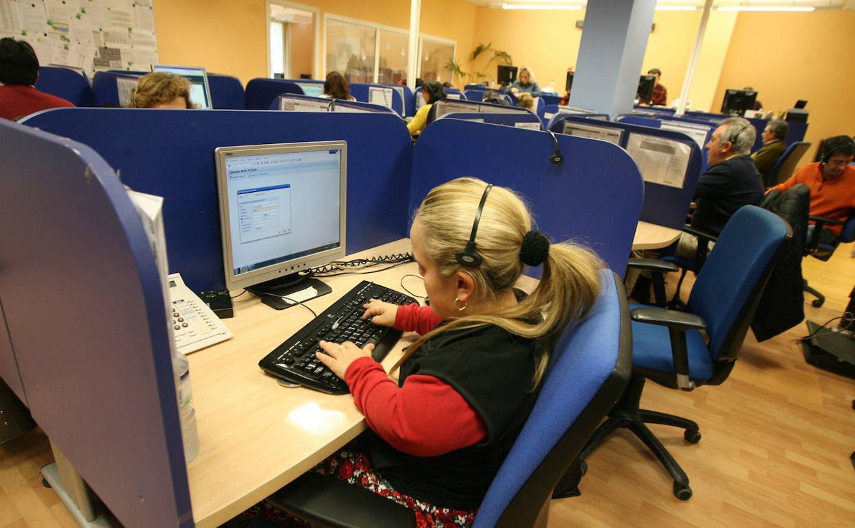 Servicio telefónico de cita previa del SES, un contrato reservado a centros especiales de empleo. 