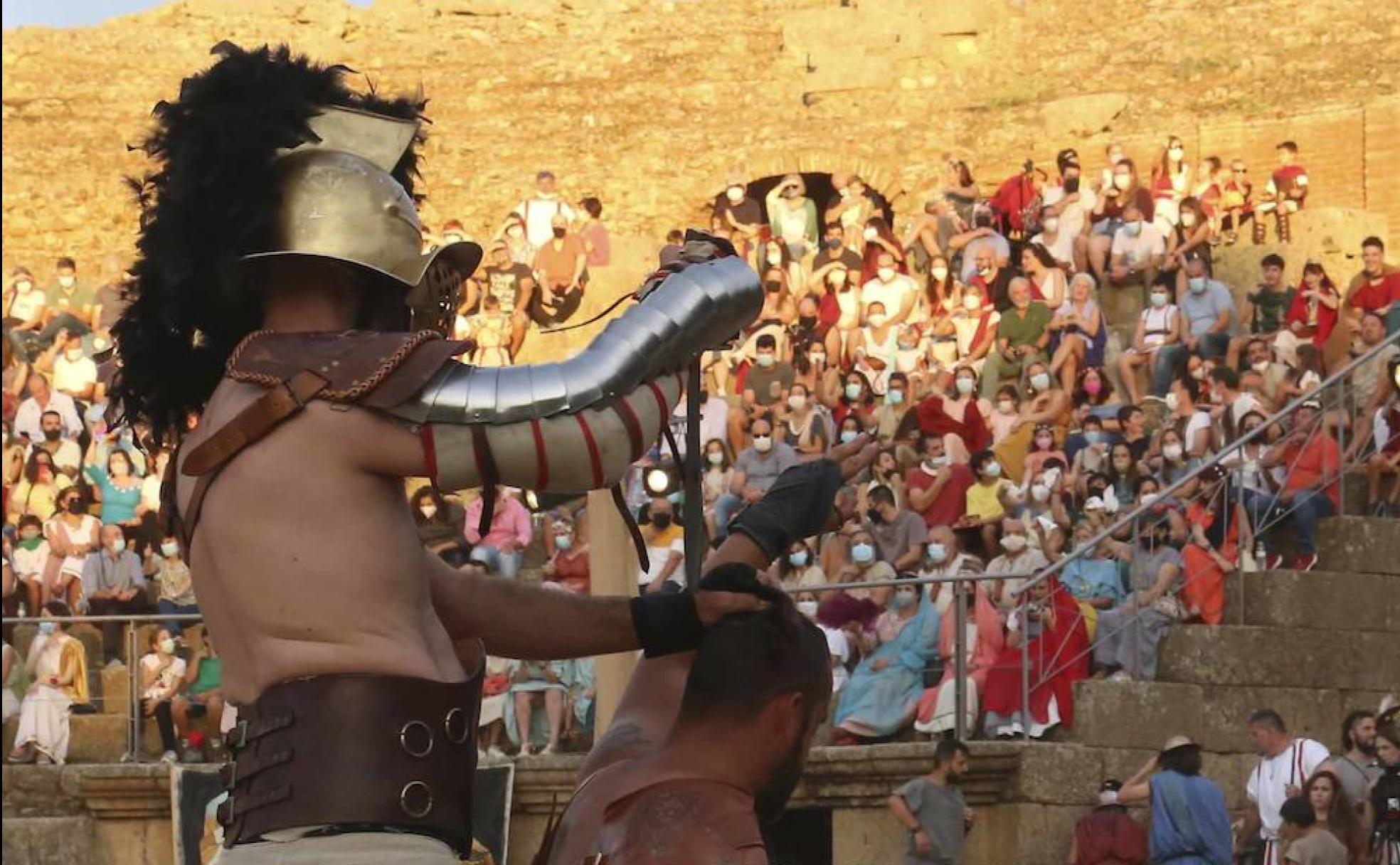 Lucha de gladiadores en el Anfiteatro Romano. 