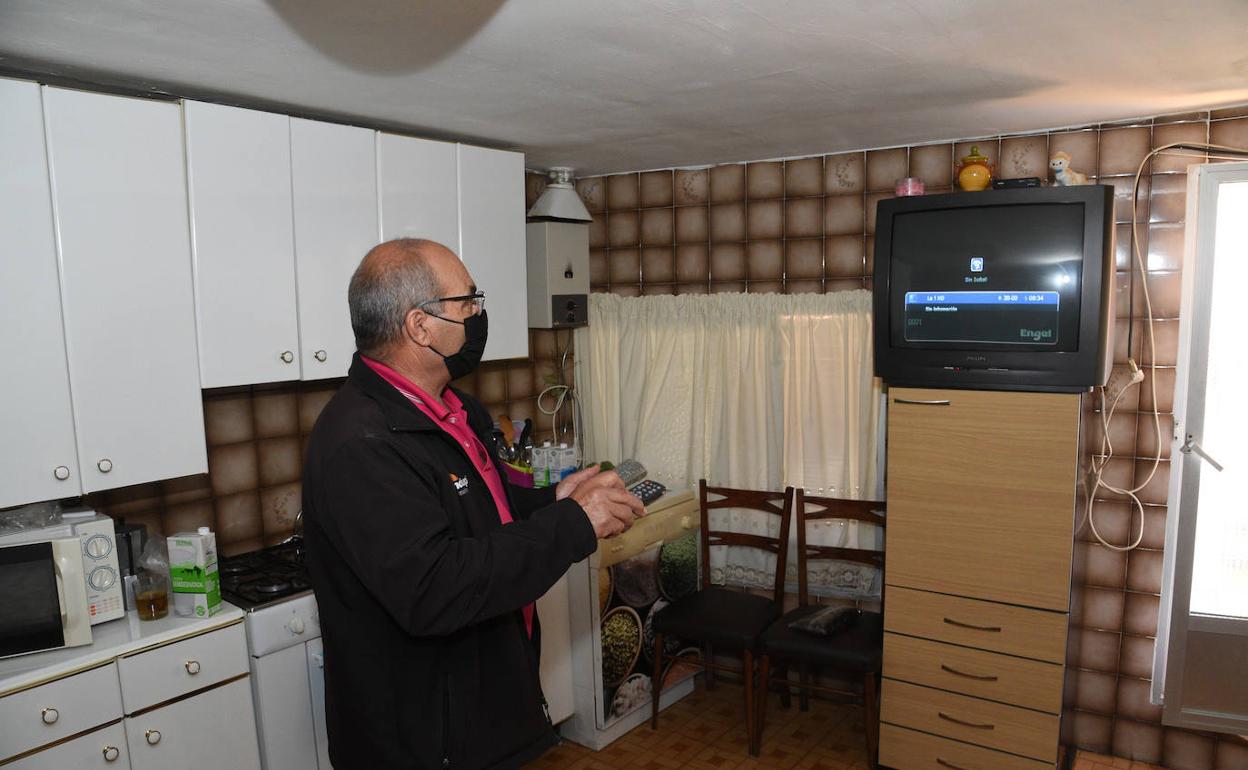 «Llevamos tres meses sin televisión»