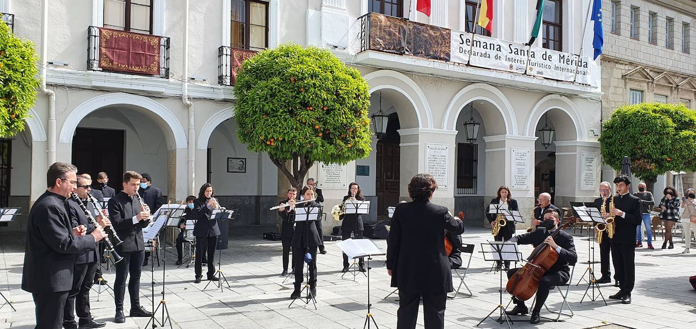 El domingo habrá concierto de la Banda de Música en la plaza de España. 
