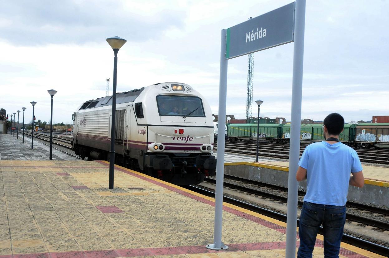 Estación de Mérida, eje ferroviario de la alta velocidad. 