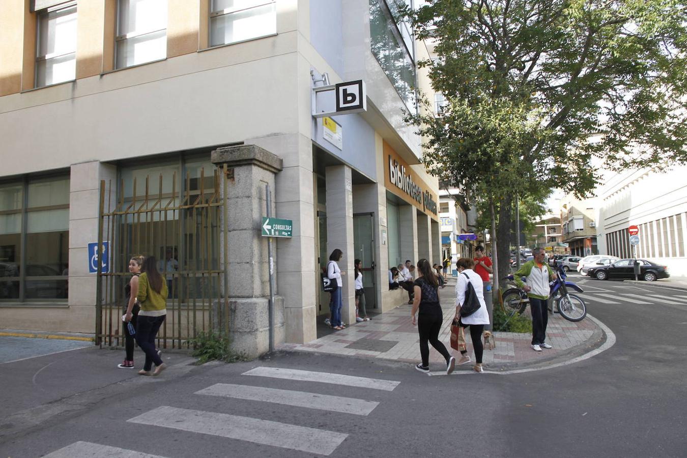 Biblioteca Pública de Cáceres Rodríguez-Moñino/María Brey.