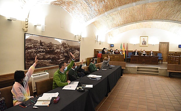 Pizarro: «No podemos pagar por el bar Chiquete lo que no vale»