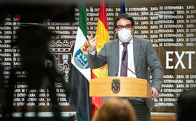 Coronavirus en Extremadura : Vergeles recomienda a los Ayuntamientos cancelar la Navidad