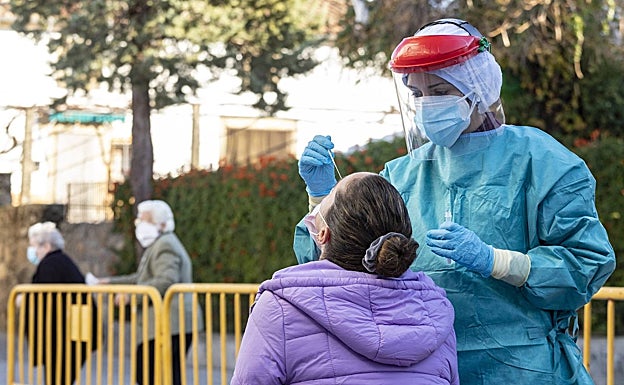 ¿Qué debo hacer si soy positivo en covid o contacto estrecho en Extremadura?