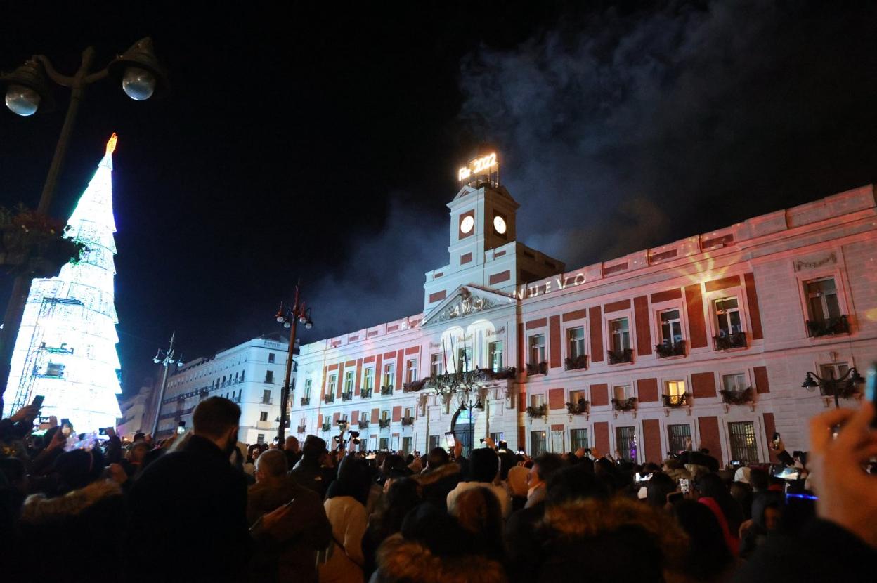 Celebración de la pasada Nochevieja en la Puerta del Sol de Madrid. 