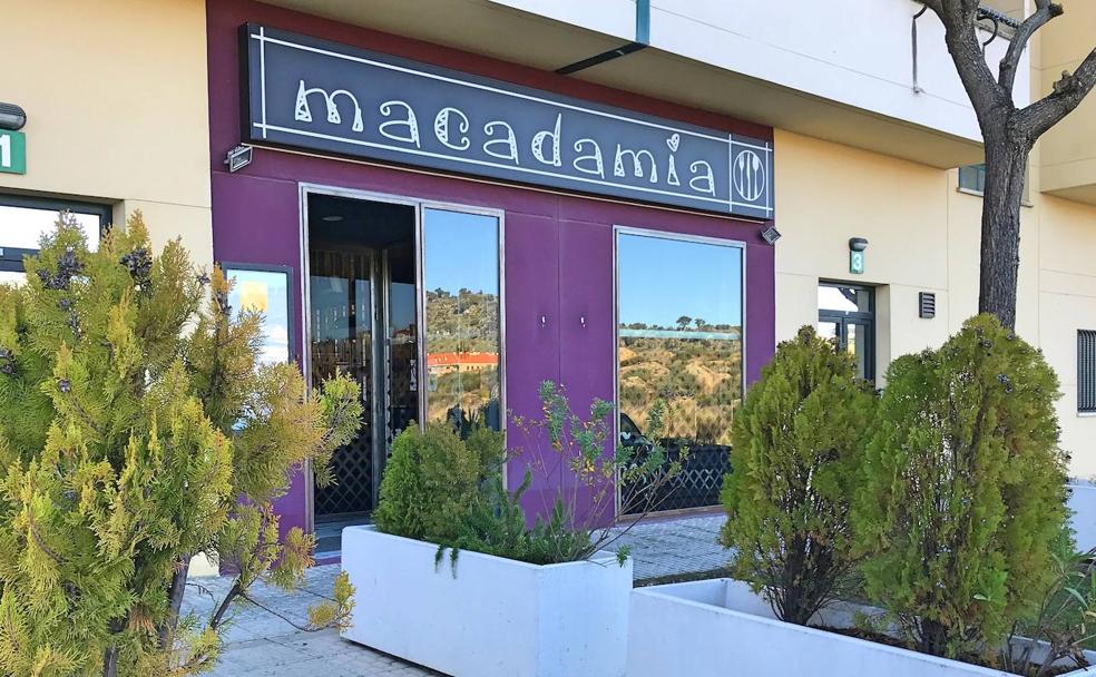 Macadamia