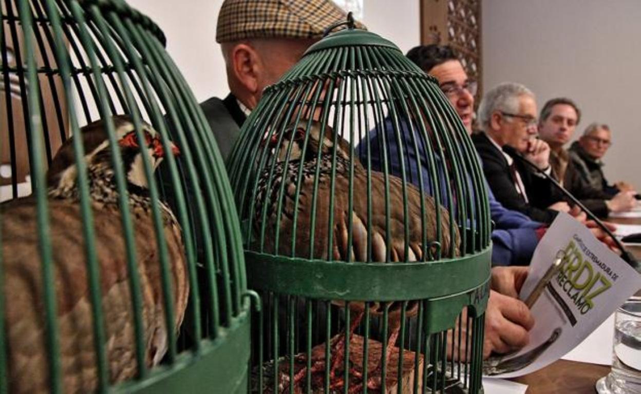 Presentación del campeonato de perdiz con reclamo. 