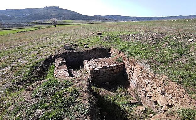 Restos de un gran edificio situado en la zona oeste de Regina. 