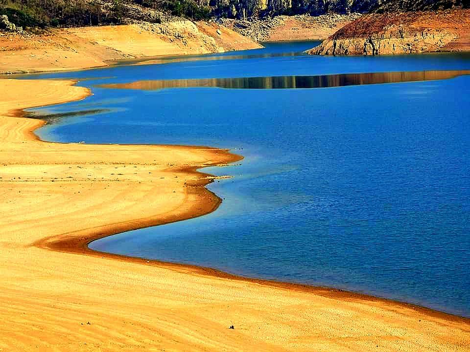 Embalse del Cijara desde el entorno de Helechosa de los Montes