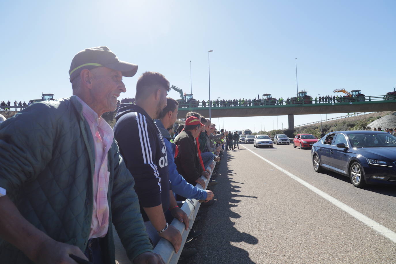 Fotos: Protesta de los agricultores en Miajadas