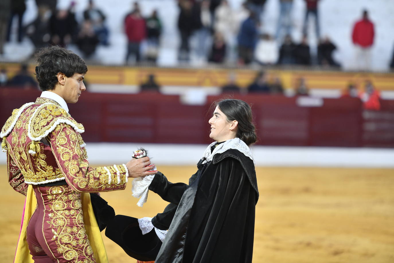 Fotos: Primer festejo de la Feria de Olivenza: Novillada con Carlos Domínguez, Manuel Perera y Eric Olivera