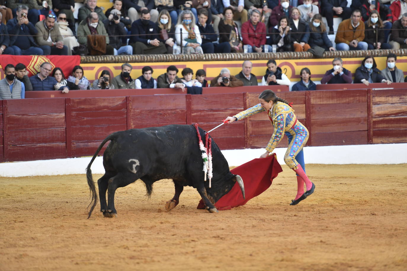 Fotos: Segunda novillada de Olivenza: Lalo de María, Alejandro Adame y Raquel Martín