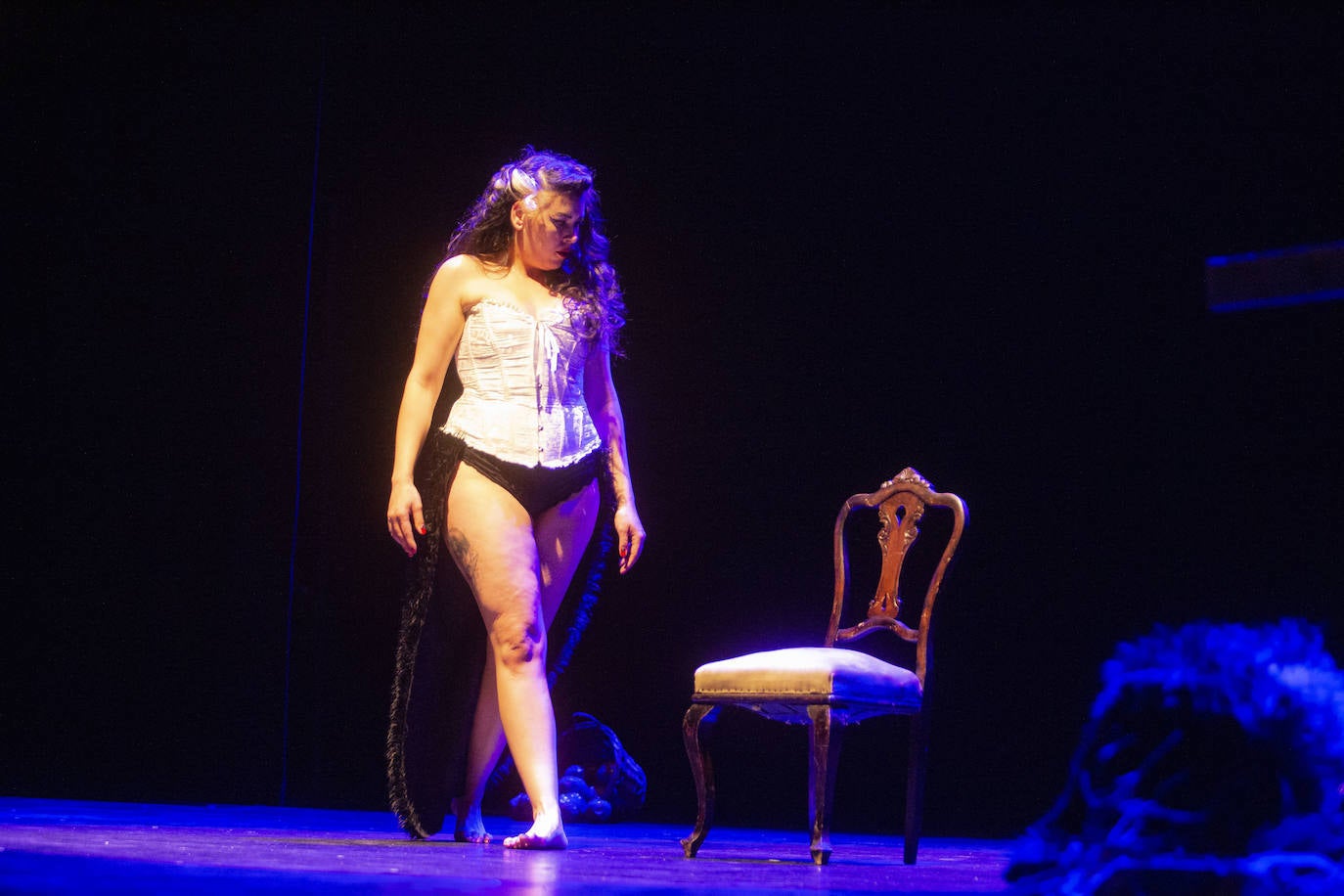 La actriz Marta Contreras estrenó ayer en el Gran Teatro la obra 'Dura y Extrema'.