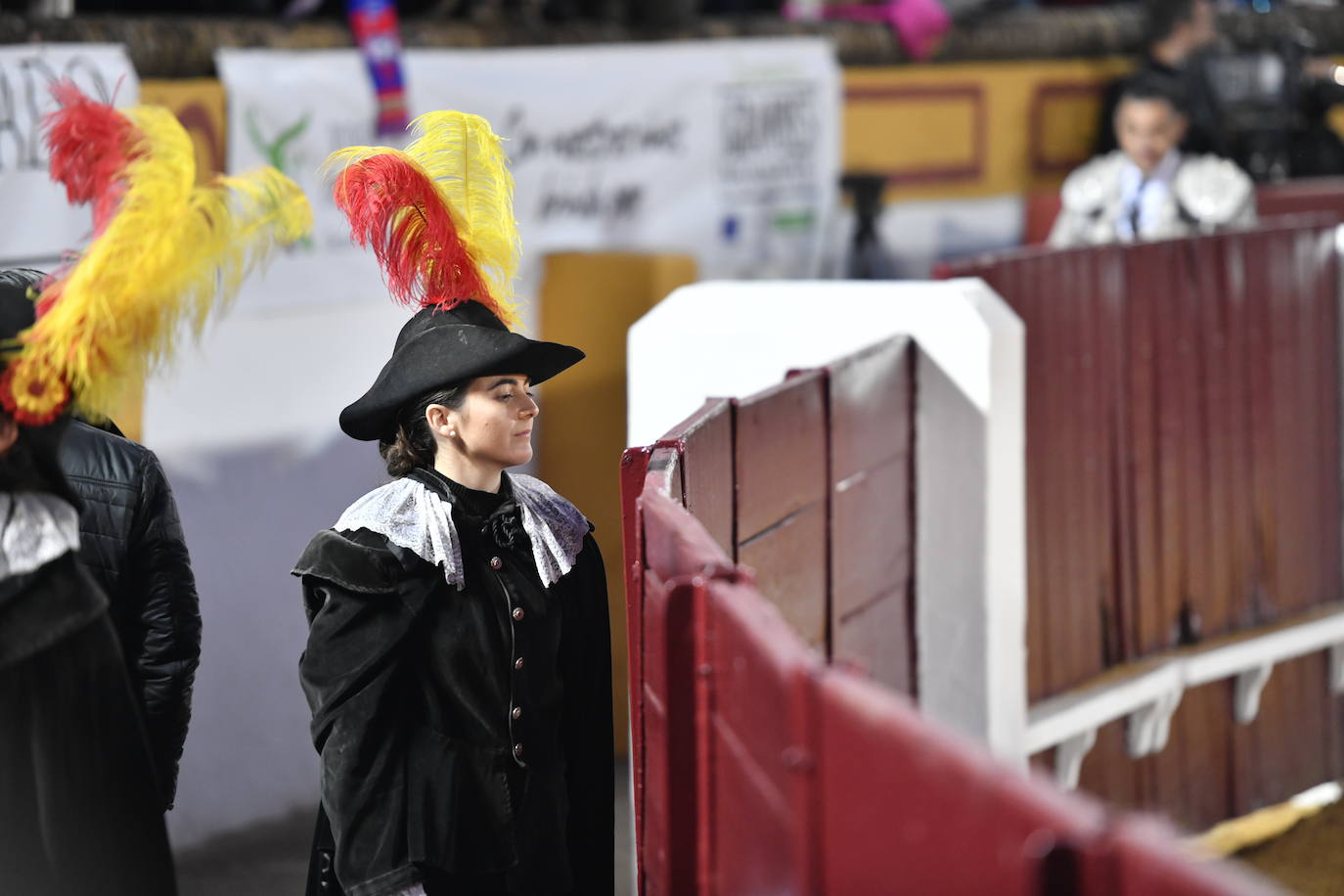 Fotos: En imágenes | La primera corrida de toros de Olivenza con Morante de la Puebla, El Juli y Emilio de Justo