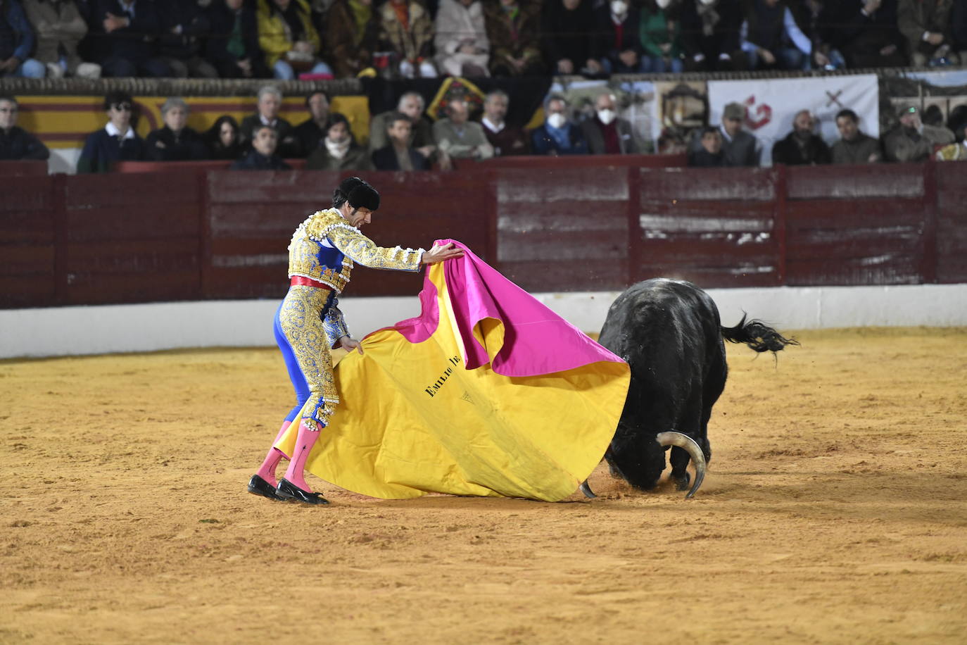 Fotos: En imágenes | La primera corrida de toros de Olivenza con Morante de la Puebla, El Juli y Emilio de Justo