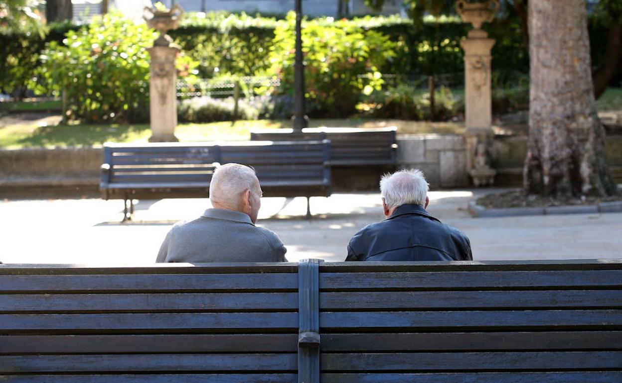 Los jubilados han visto revalorizadas sus pensiones entre un 2,5% y un 3% en 2022. 