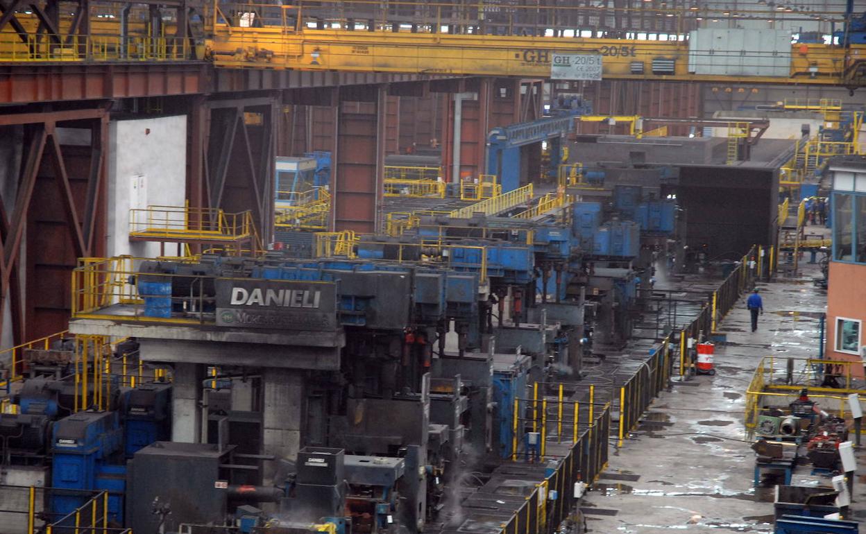 Nave de Ferromallas, empresa del grupo industrial Cristian Lay en Jerez de los Caballeros. 