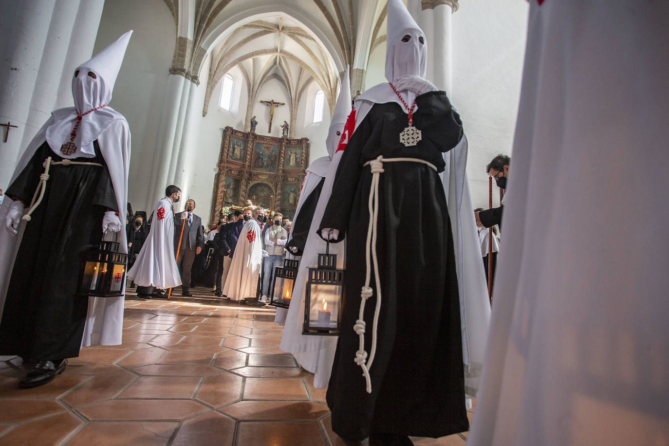 Procesión de la Cofradía del Cristo del Calvario, también conocida como los Estudiantes.