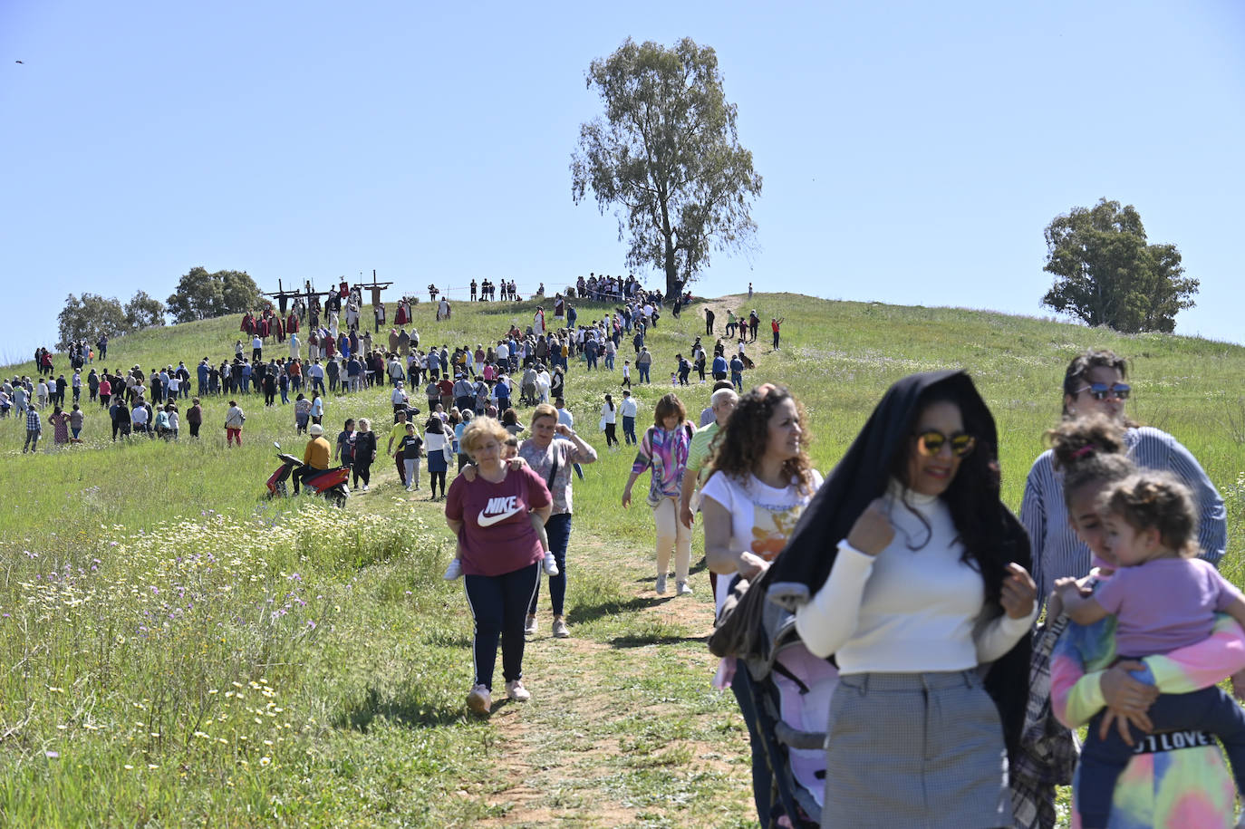 Fotos: Vía Crucis en el Cerro de Reyes
