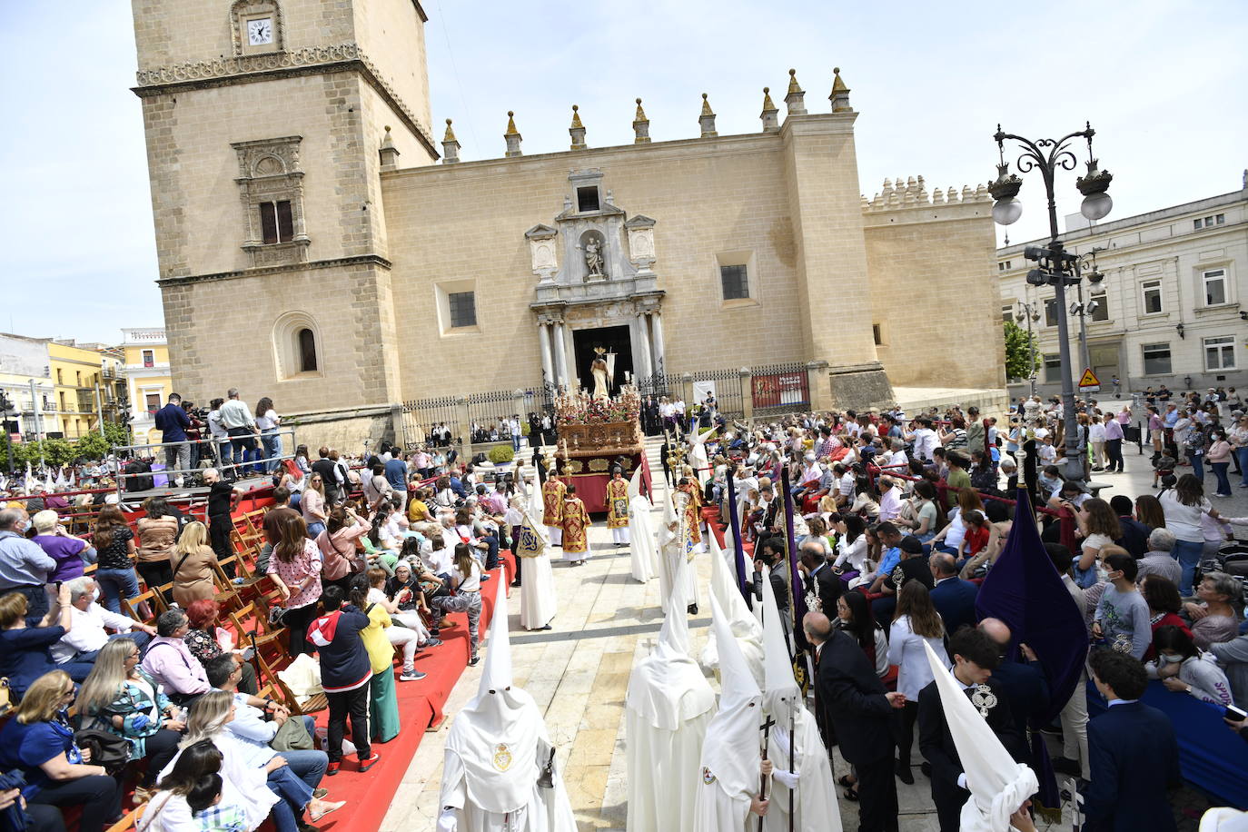 Fotos: Domingo de Resurrección en Badajoz