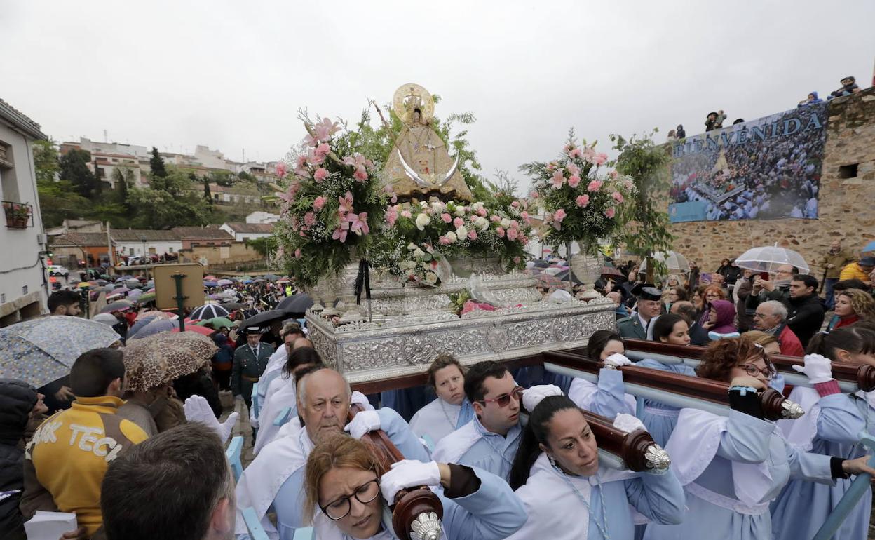 Todo listo en Cáceres para recibir mañana a la patrona después de tres años