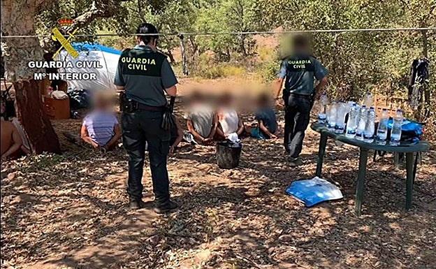 Los albaneses fueron detenidos en la finca el 28 de agosto de 2019. 