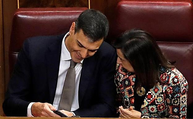 El juez ofrece a Sánchez y Robles personarse en el 'caso Pegasus'