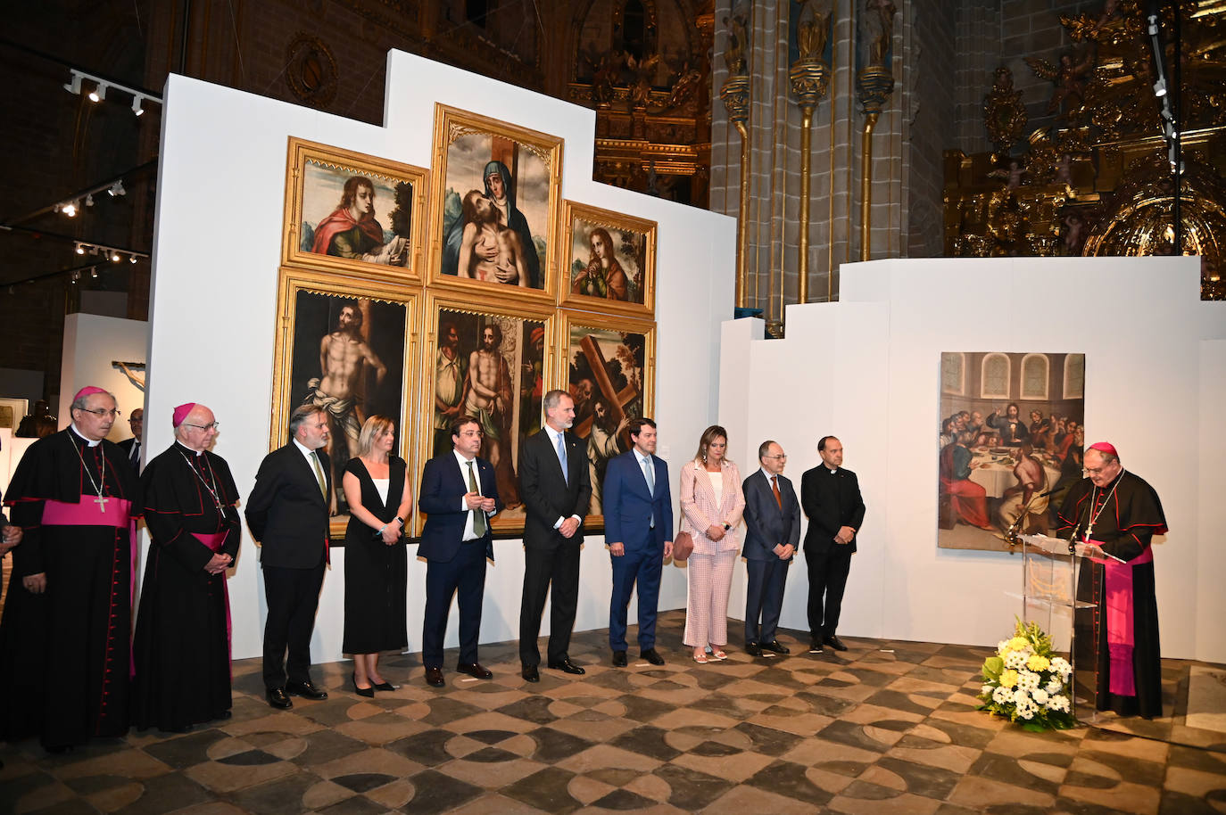 Fotos: Los Reyes inauguran Las Edades del Hombre en Plasencia