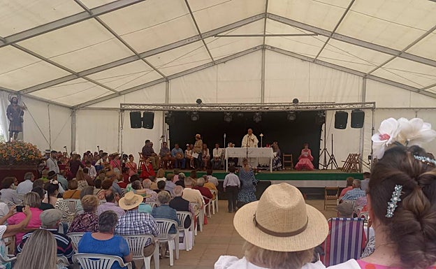 Misa en honor a San Isidro en Fuente de Cantos. 