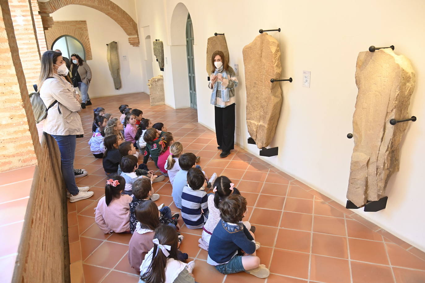 Imagen de archivo de una actividad para niños en el Arqueológico de Badjoaz. 