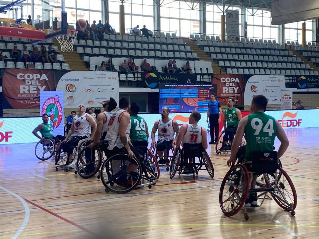 Imagen de la semifinal entre Mideba y Bilbao. 