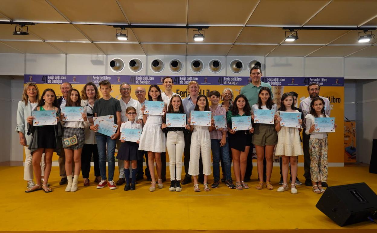 Los ganadores del XXVI certamen de Narración y Poesía de Badajoz. 
