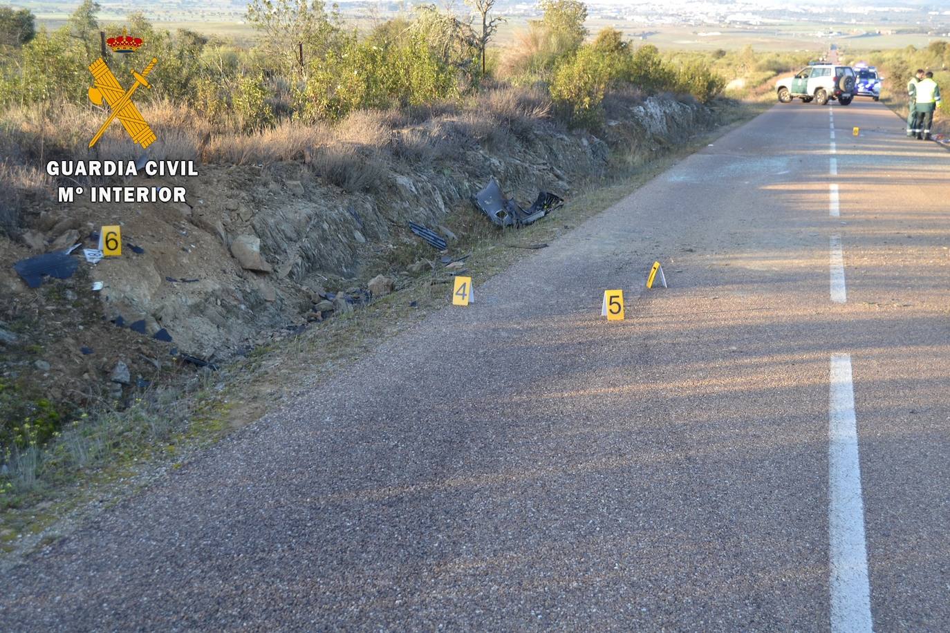 Fotografía de archivo de la investigación de un accidente. 