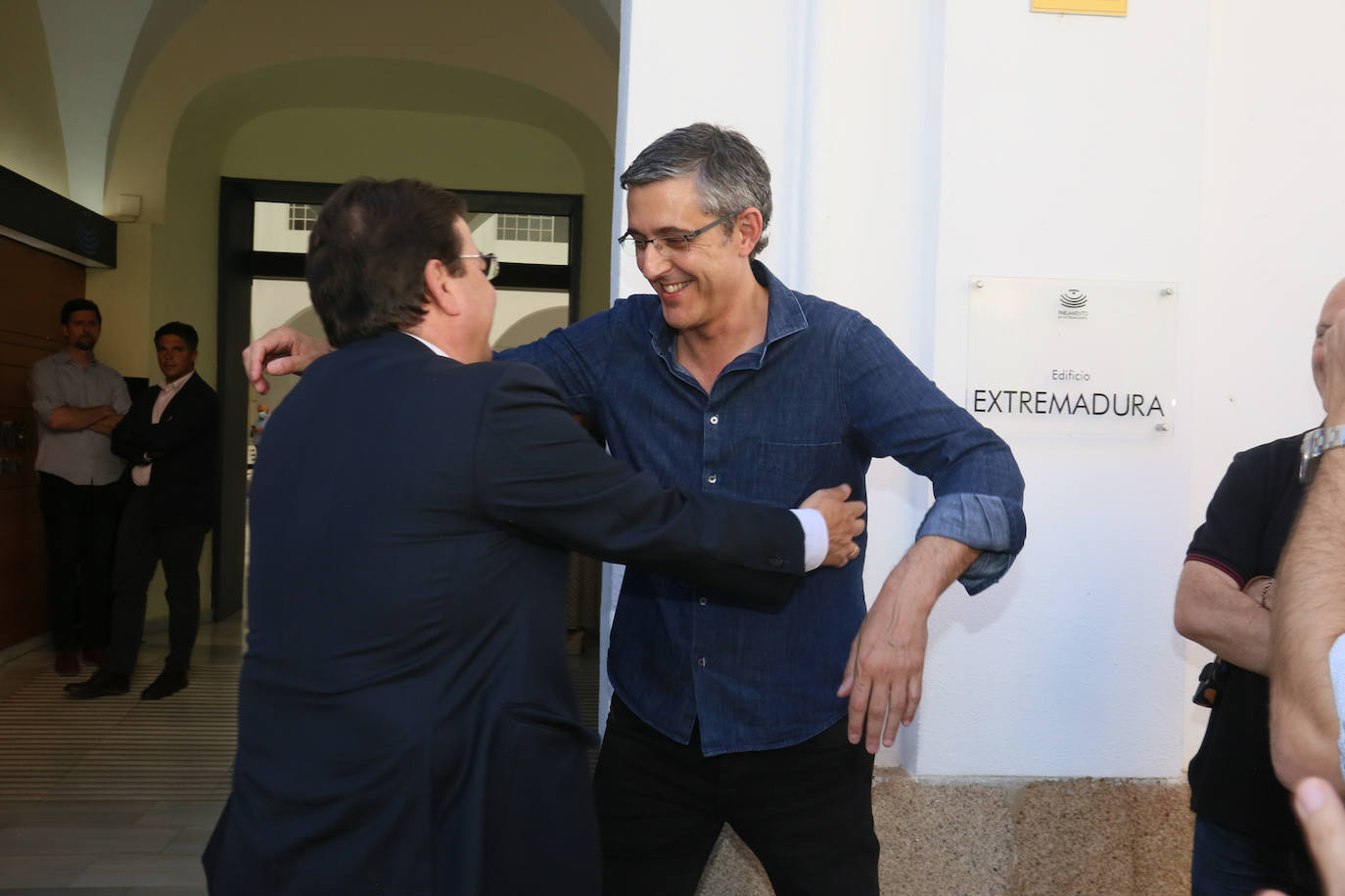 Fotos: La presentación del libro de Madina y Sémper &#039;Todos los futuros perdidos&#039; rinde homenaje a las víctimas extremeñas de ETA