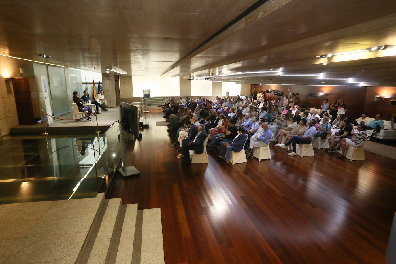 Fotos: La presentación del libro de Madina y Sémper &#039;Todos los futuros perdidos&#039; rinde homenaje a las víctimas extremeñas de ETA