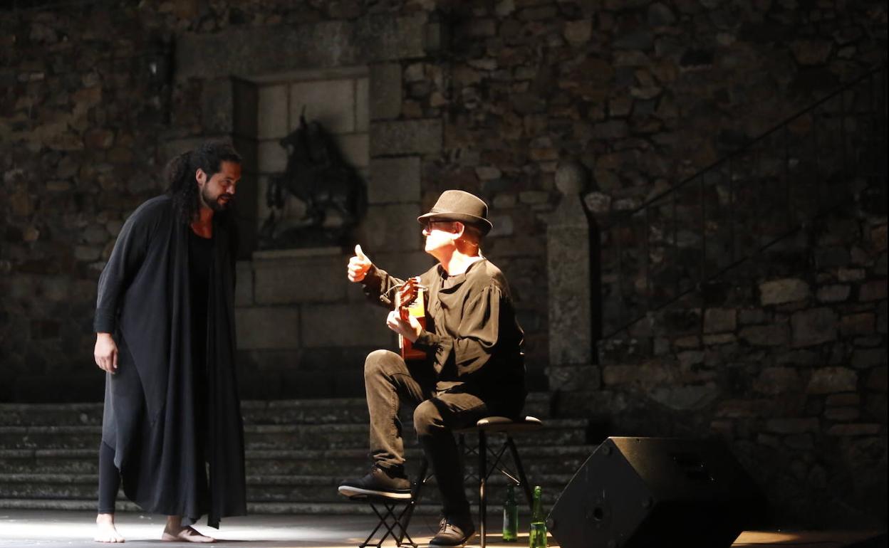 Representación abnoche en San Jorge de 'El Lazarillo de Tormes'. 