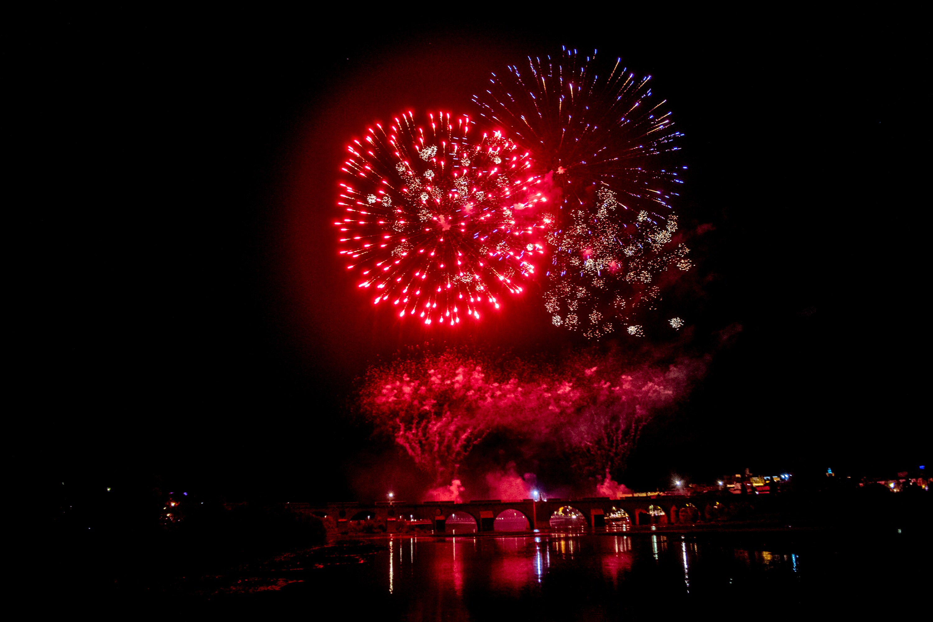 Fotos: Fuegos artificiales de la Feria de San Juan 