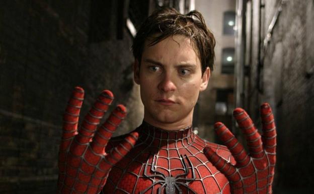 Tobey Maguire como Spider-Man. 