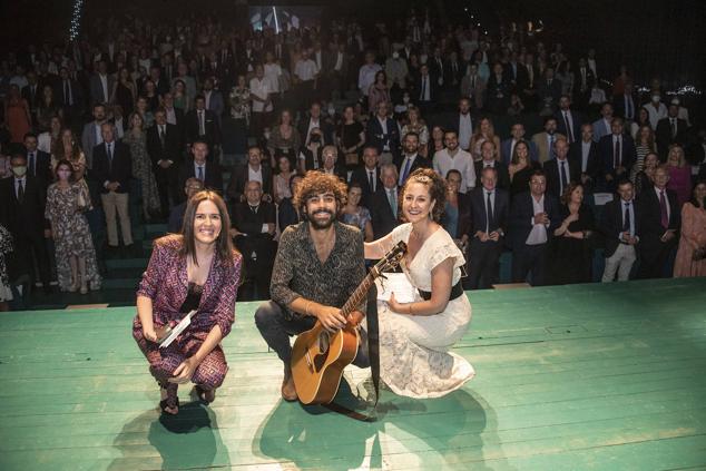 Estrella Domeque, Íñigo Merino y Soledad Gómez.