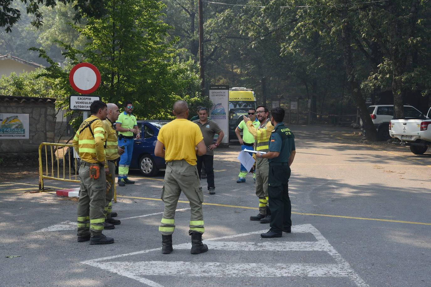 Fotos: Las imágenes del incendio en el Jerte este domingo