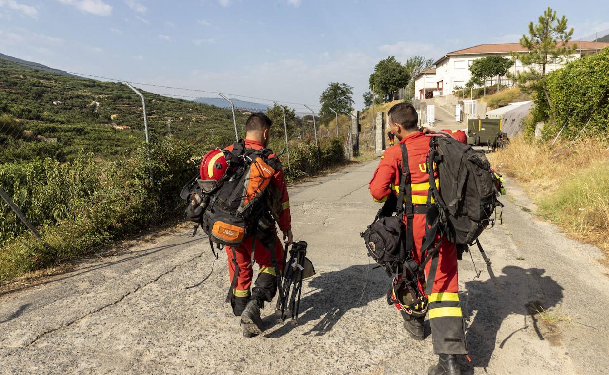 Miembros de la Unidad Militar de Emergencias, este lunes.