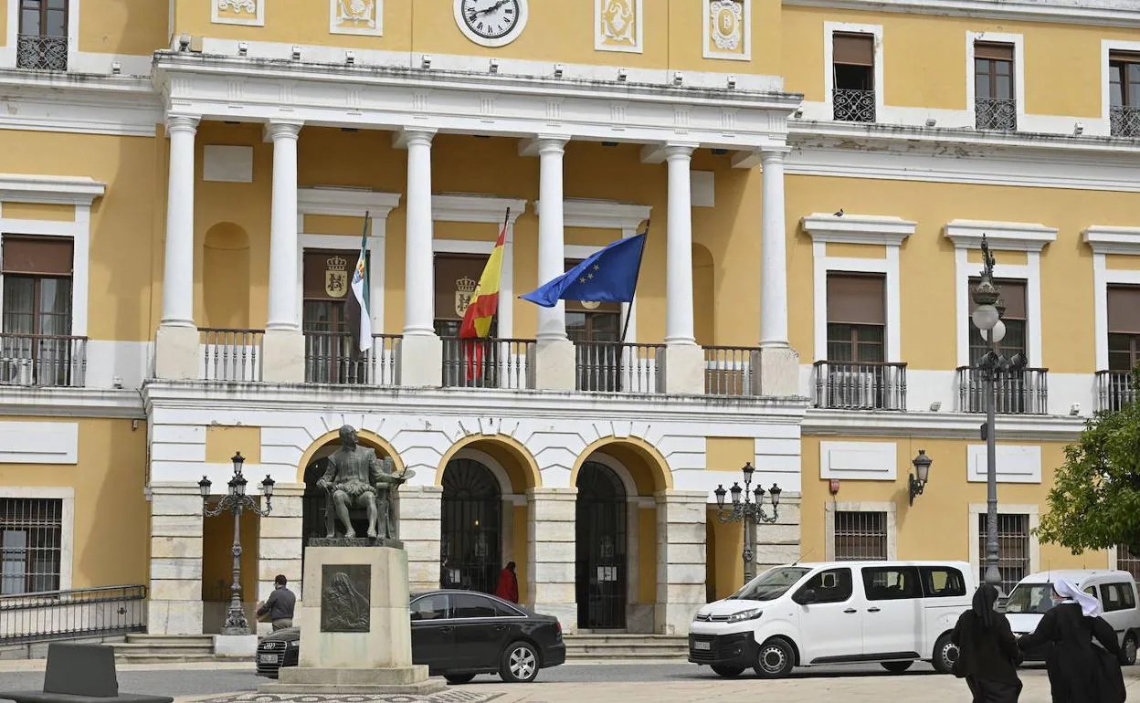 Fachada del Ayuntamiento de Badajoz. 