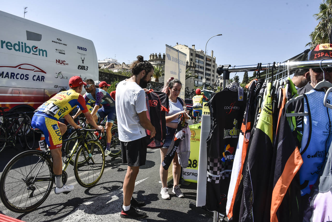 Fotos: La Vuelta a Portugal pasa por Badajoz