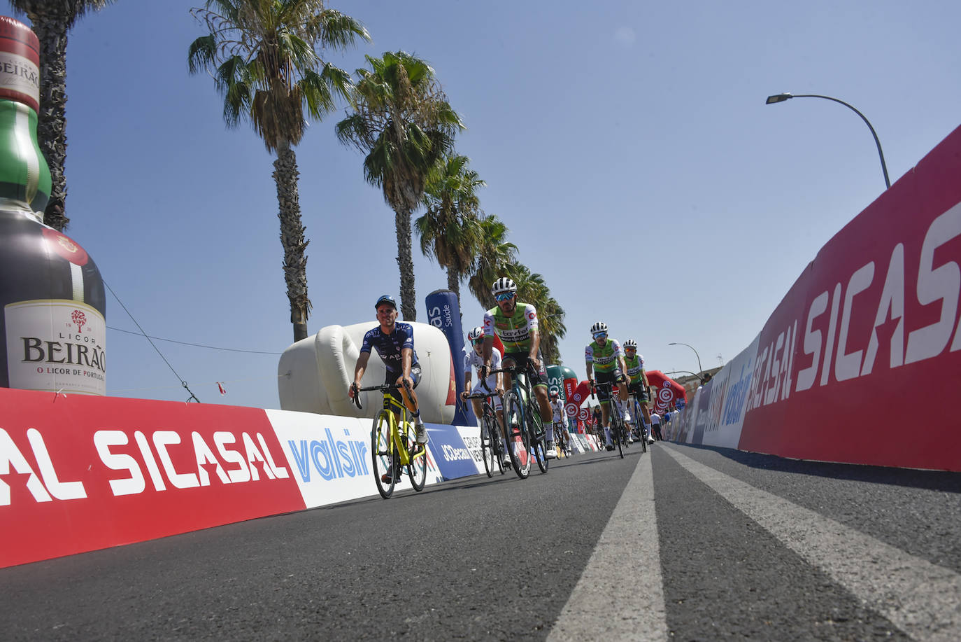 Fotos: La Vuelta a Portugal pasa por Badajoz