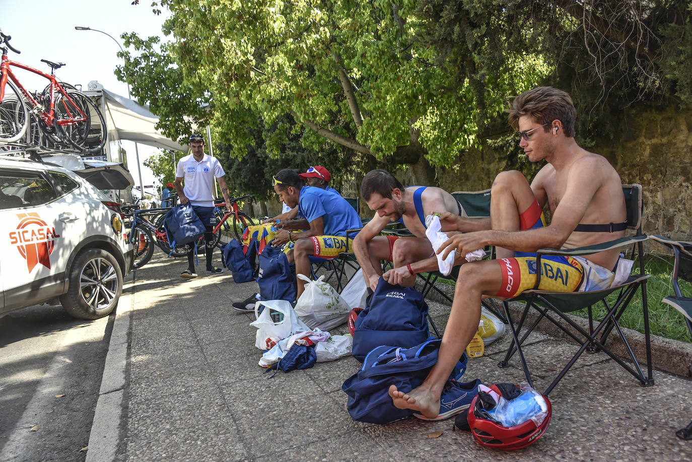 Fotos: La Vuelta a Portugal pasa por Badajoz