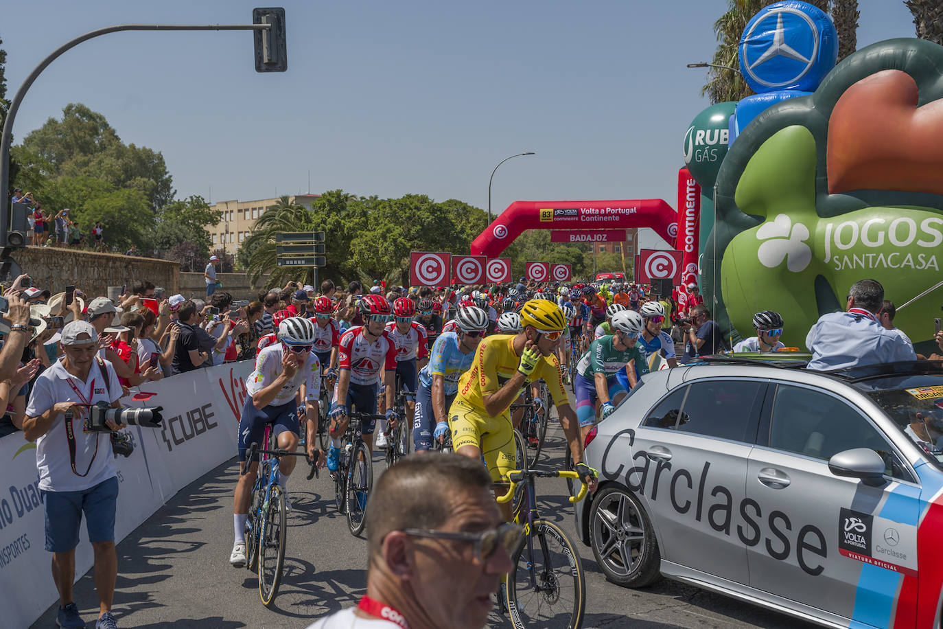 Fotos: La Vuelta a Portugal pasa por Badajoz