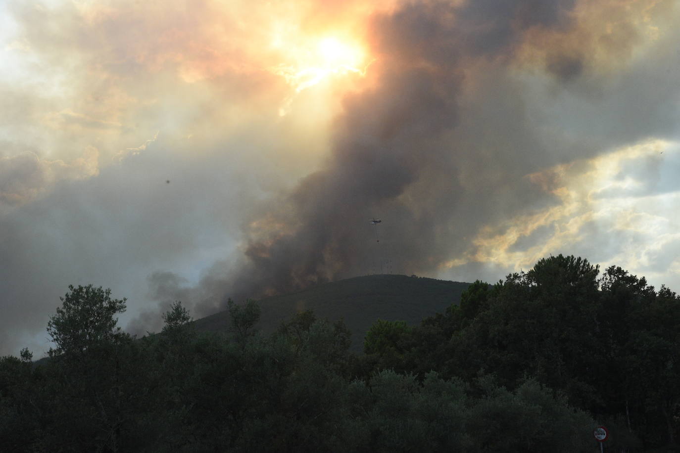 Fotos: El fuego se ceba con la Sierra de Gata